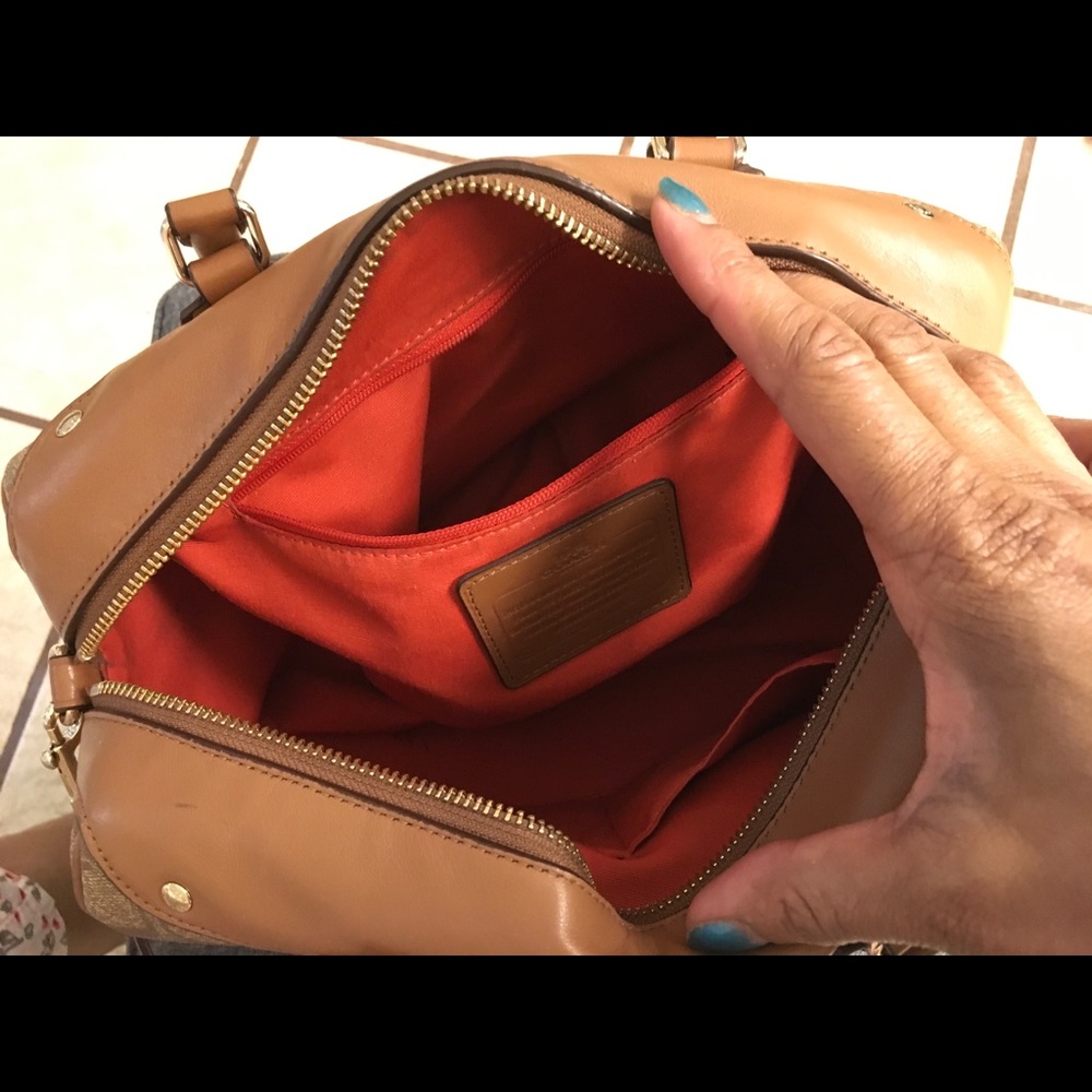 Shoulder bag with make up bag - Picture 4 of 6